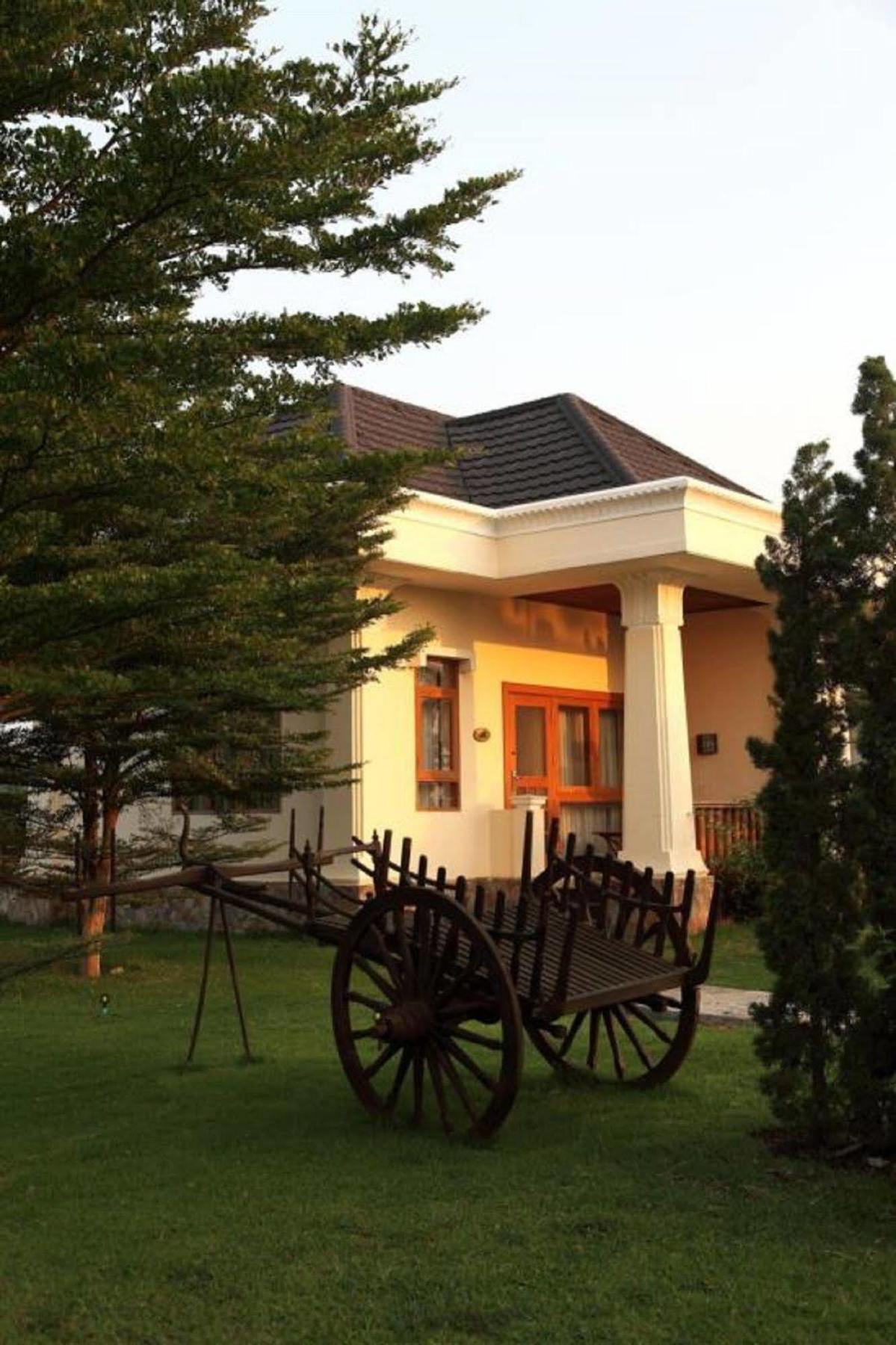 Hotel Max Nay Pyi Taw Naypyidaw ภายนอก รูปภาพ