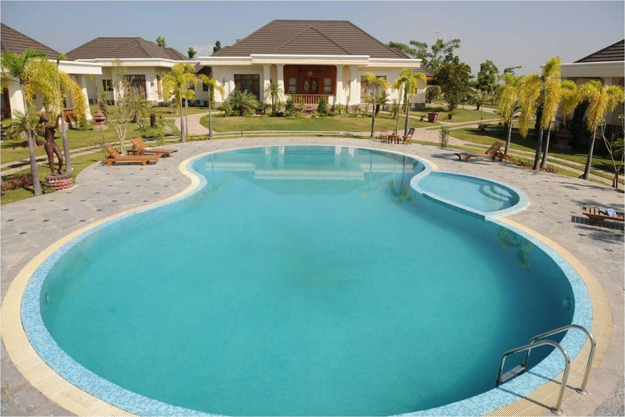 Hotel Max Nay Pyi Taw Naypyidaw ภายนอก รูปภาพ