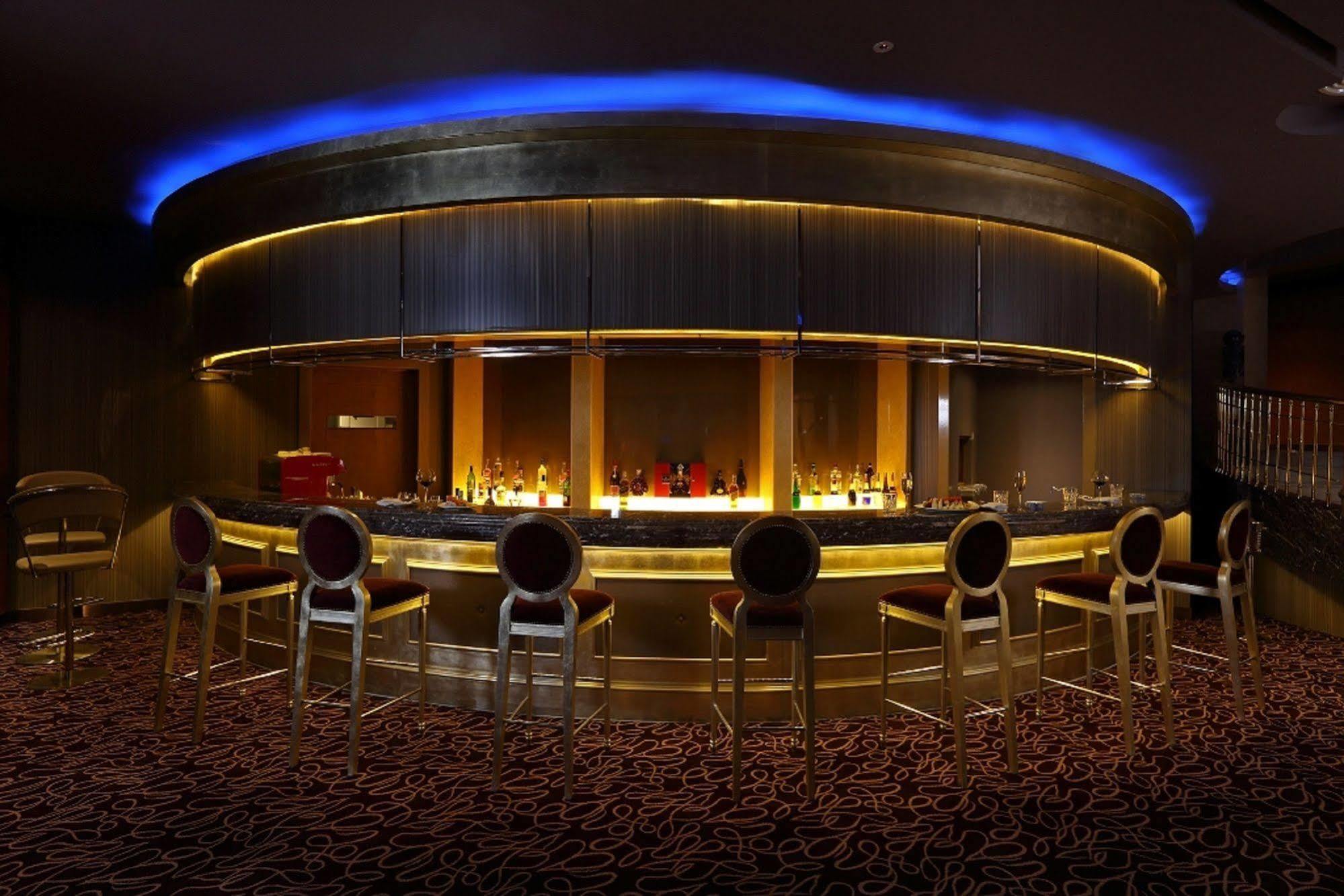 Hotel Max Nay Pyi Taw Naypyidaw ภายนอก รูปภาพ